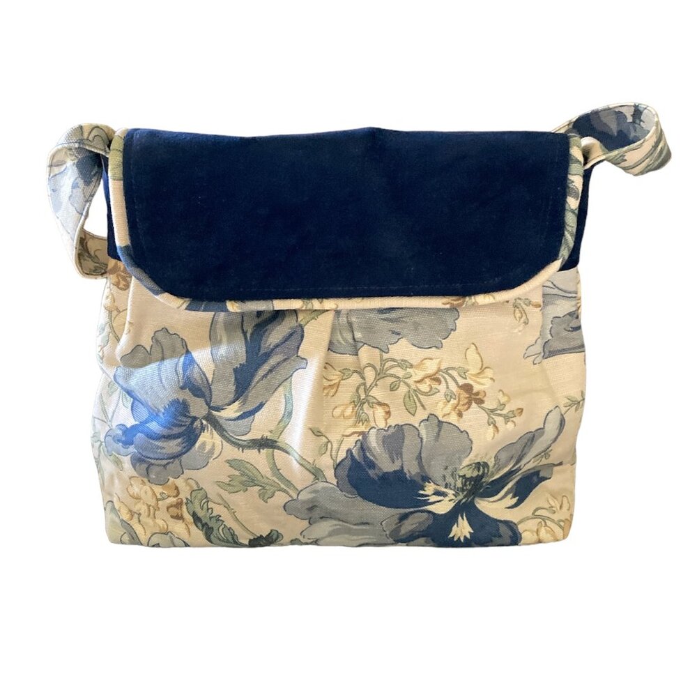 Handcrafted Upcycled Fabric Royal Blue Green Flower Purse w/Piping on Flap Med